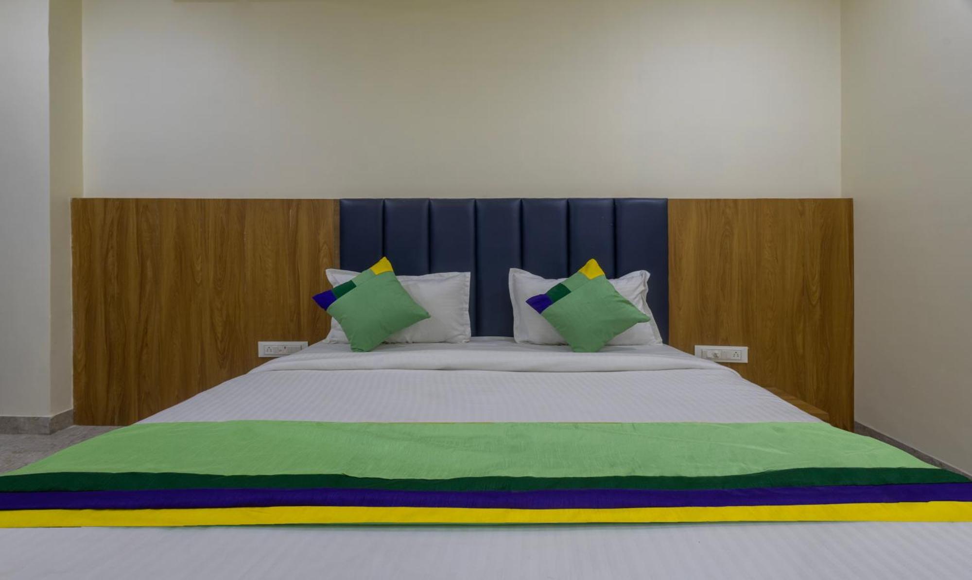 Hotel Treebo Eden Park, Ahmedabad Watuwa Esterno foto
