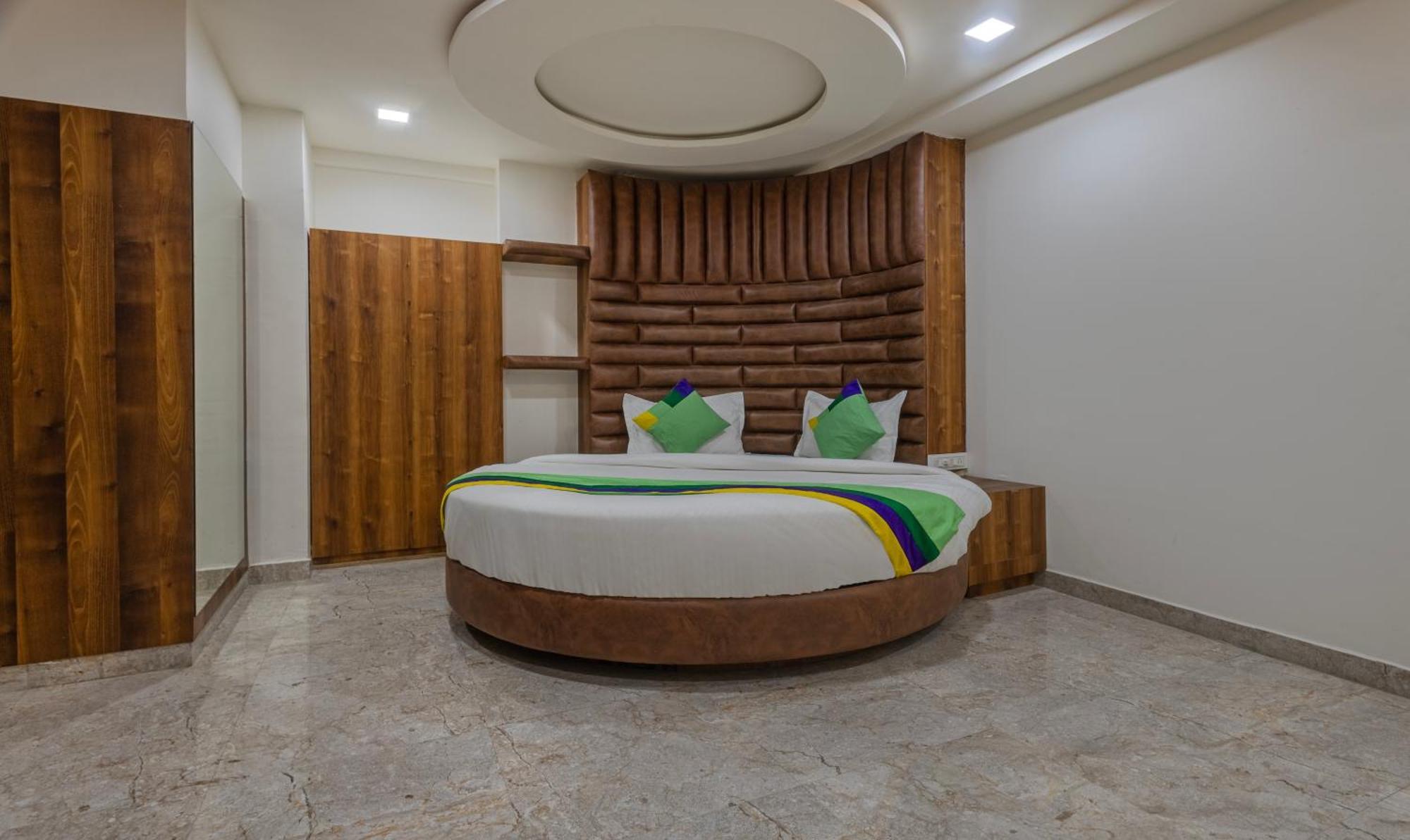 Hotel Treebo Eden Park, Ahmedabad Watuwa Esterno foto