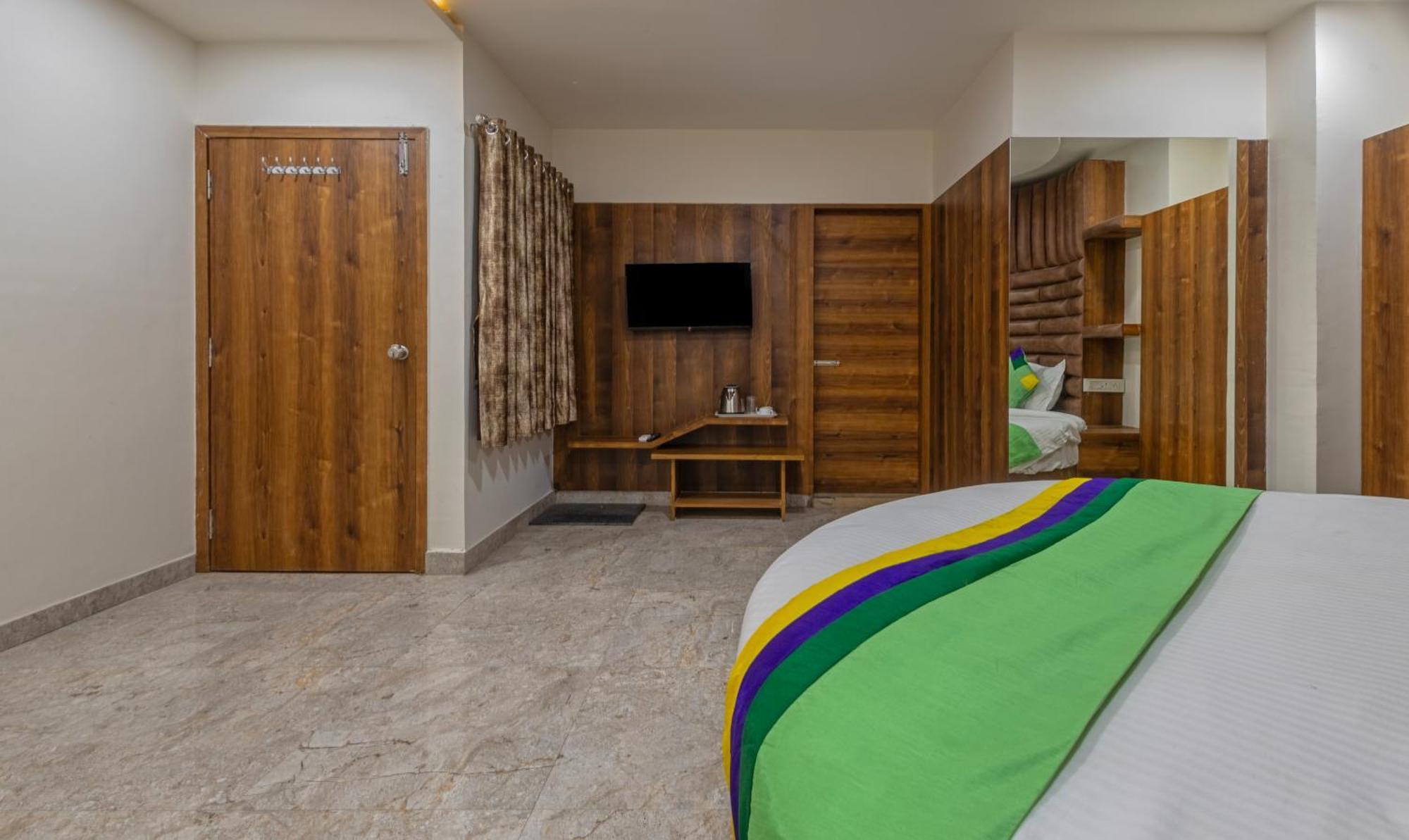 Hotel Treebo Eden Park, Ahmedabad Watuwa Esterno foto